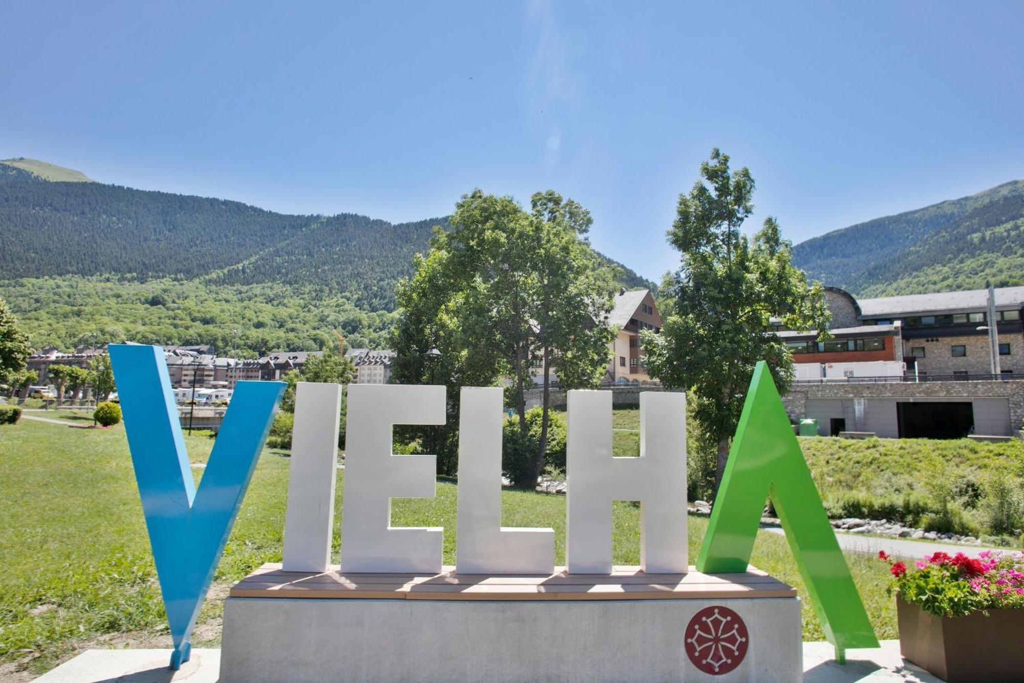 Luderna - Apartamento Dera Pincèla Vielha Exterior foto